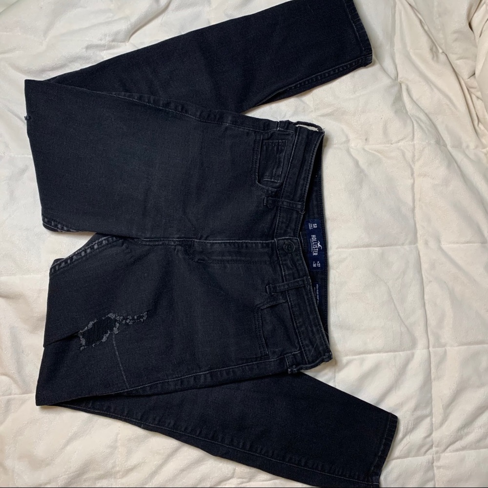 Hollister high rise ripped jeans black size 27/5